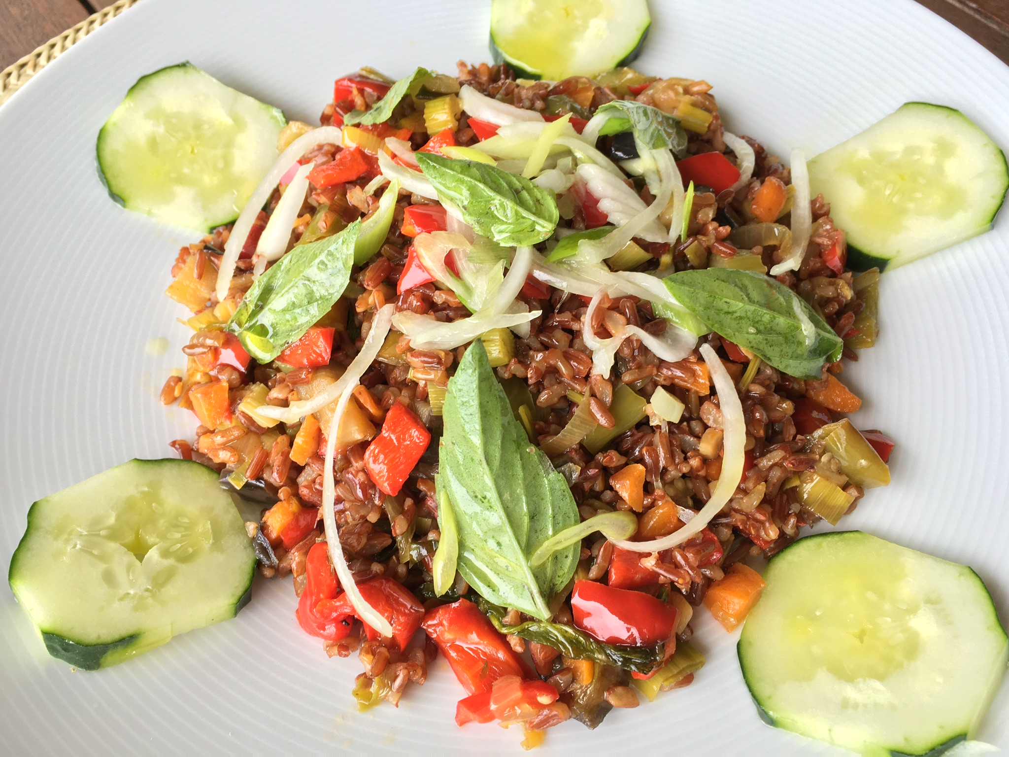 ARROZ ROJO CON HORTALIZAS